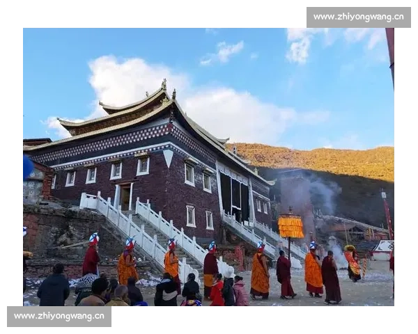 高原僧袍跃:篮球场上的信仰与热爱